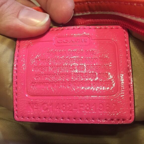 Coach - Cute Crossbody Purse & Travel Tote! - Picture 3 of 8